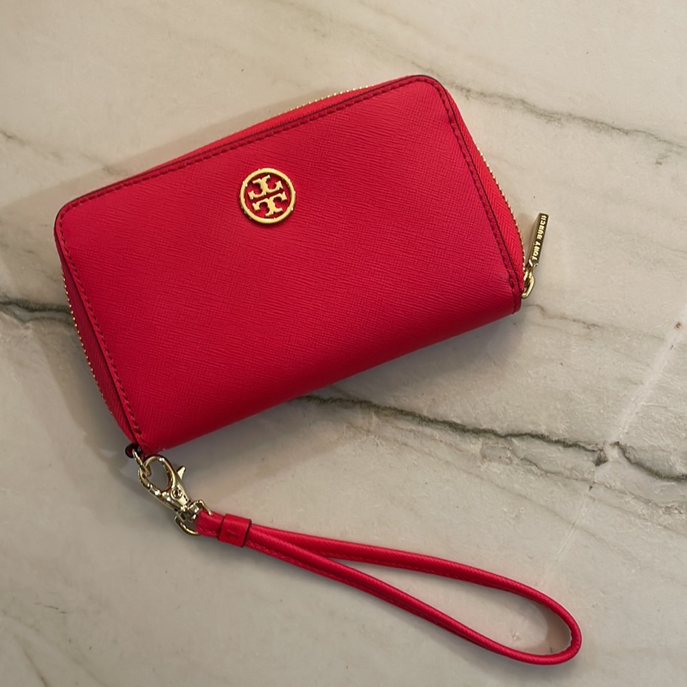 NWT Tory Burch Saffiano leather wristlet wallet in bright red